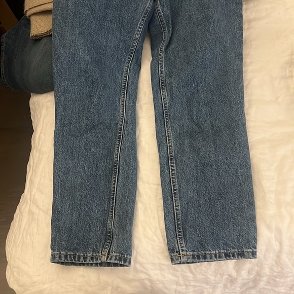 EVERLANE Curvy 90’s Cheeky Jean - Picture 10 of 11